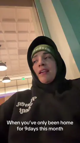 Another city, another hotel! 😎 #roadlife 