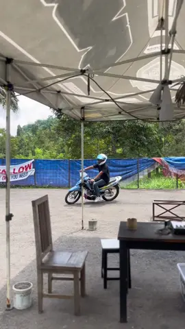 Motor dowo mekso trek pendek😂#agstyle #fizr #fyp #2stroke #xybca 