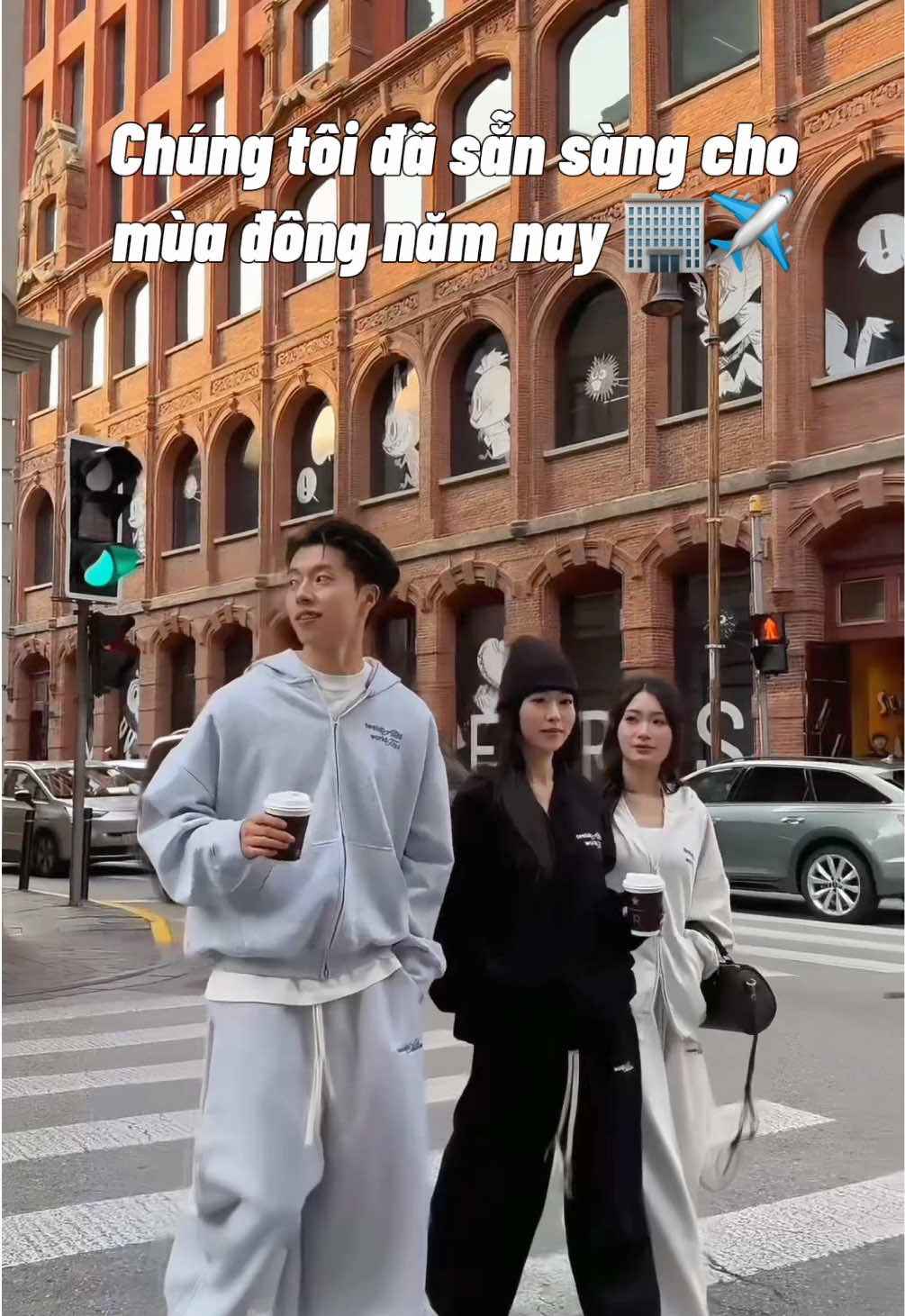 Hội bạn + outfit xịn = perfect combo 🤎 #TeelabWorldTour #alter #onboarding #Shanghai