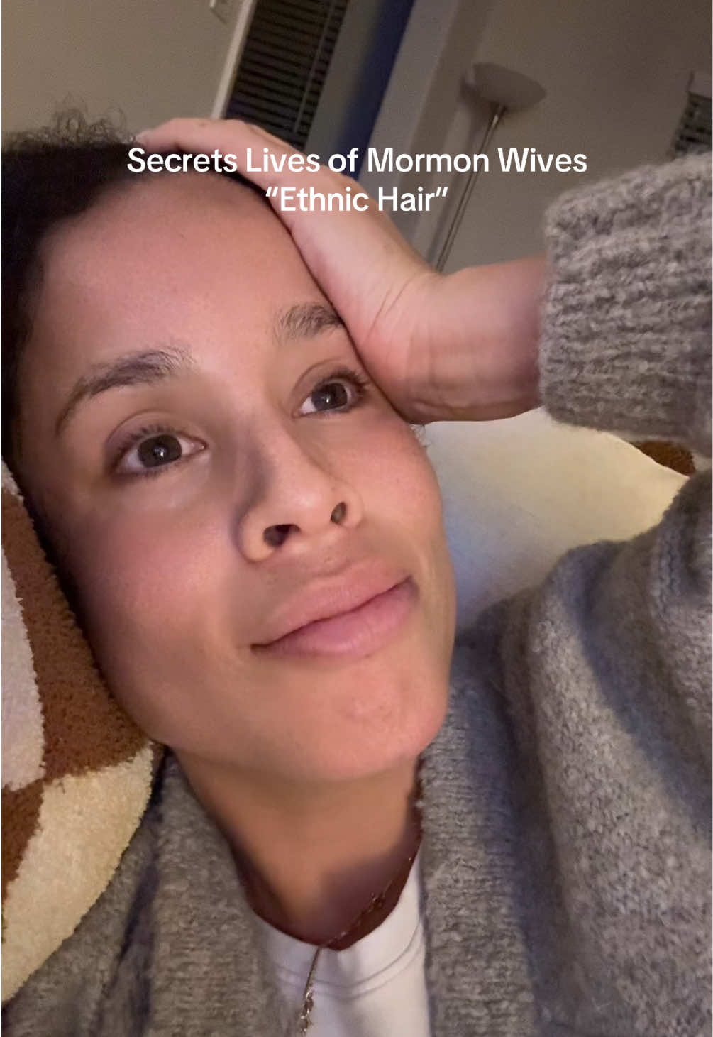 Pls tell me I’m not alone  #secretlivesofmormonwiveshulu #texturedhair 