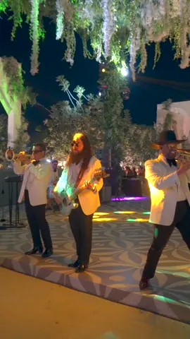 La música es el conjuro más antiguo del corazón. ♥️ el amor en las bodas! #samychaymusic #luxurymusic #ideasparaboda #entradadenovios #bodasmexico 