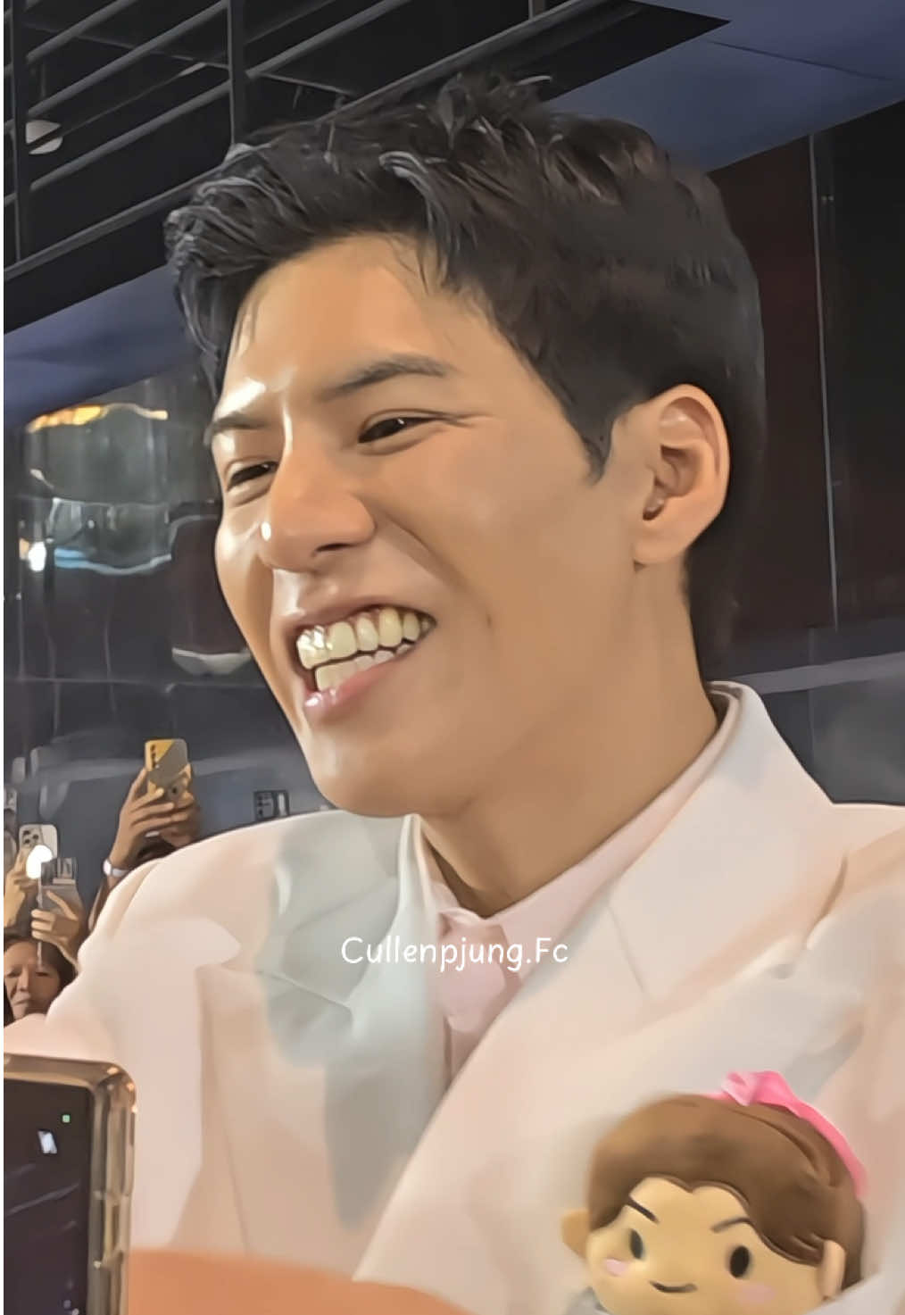 สติหนูหลุดไปเเล้วววว!! งือออ ดีใจ ร้องห้ายยยยย ได้จับมือพี่คัลเเลนครั้งแรก 🥹 23.11.2025 .. #คัลเเลนพี่จอง #dermedyletsglowtogether #dermedyxพี่จองคัลแลน #cullenhateberry #ฟีดดดシ 