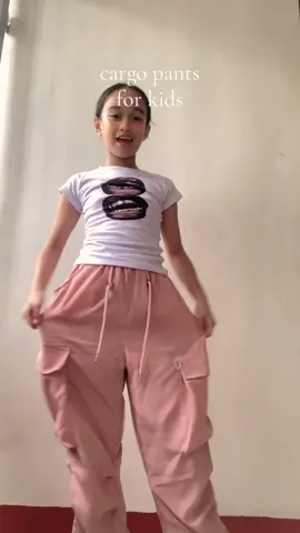 cargo pants for 11-12 years cargo pants for kid girls cargo pants 9 to 10 cargo pants for kids cargo pants for kids 10-13 years baggy pants for 12-13 baggy for kid girls baggy pants for kids 10-11 years baggy pants for kids 8-9 #cargopants #cargopantsforkids #cargo #baggypants #fypシ゚ 