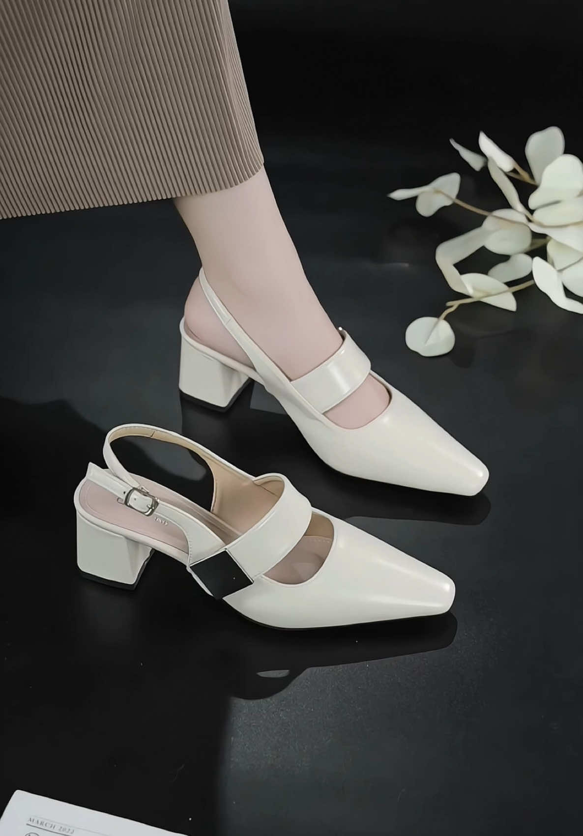 Lên chân xinh xỉu c ạ #giayxinh #xuhuong #muataitiktok #giaydep #giaycaogot 