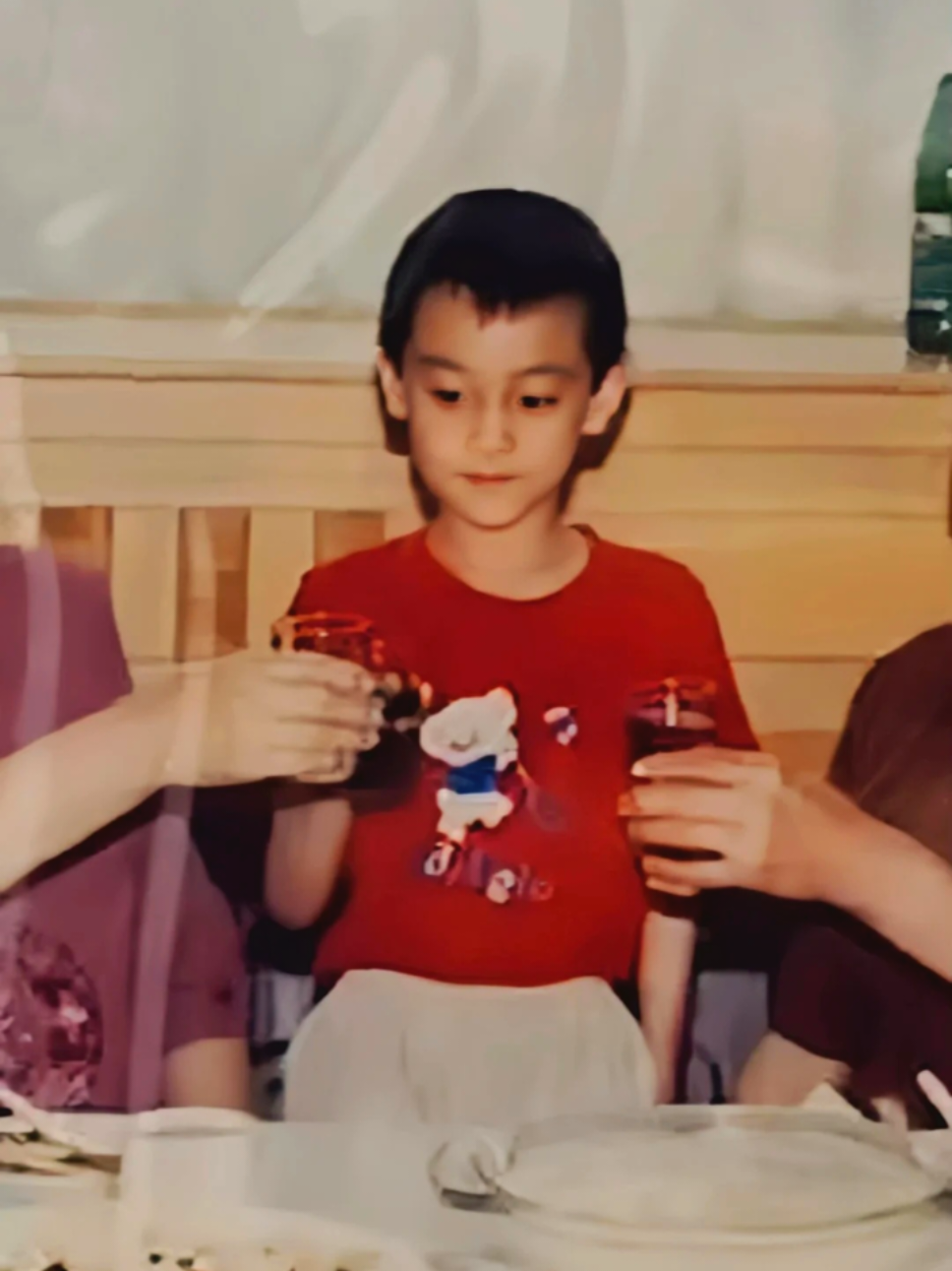 โตมาอย่างดีเลยนะครับพี่เถียนสวี่หนิง💛 รอยยิ้มสดใสแต่เด็ก #เถียนสวี่หนิง #TianXuning #田栩宁 #ฟีดดดシ #วันนี้ในอดีต 