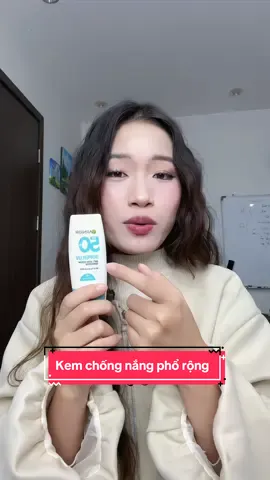 Kem chống nắng phổ rộng cho da dầu mụn #kemchongnangchodadaumun #kemchongnang #kemchongnangkiemdau #kemchongnangganier 