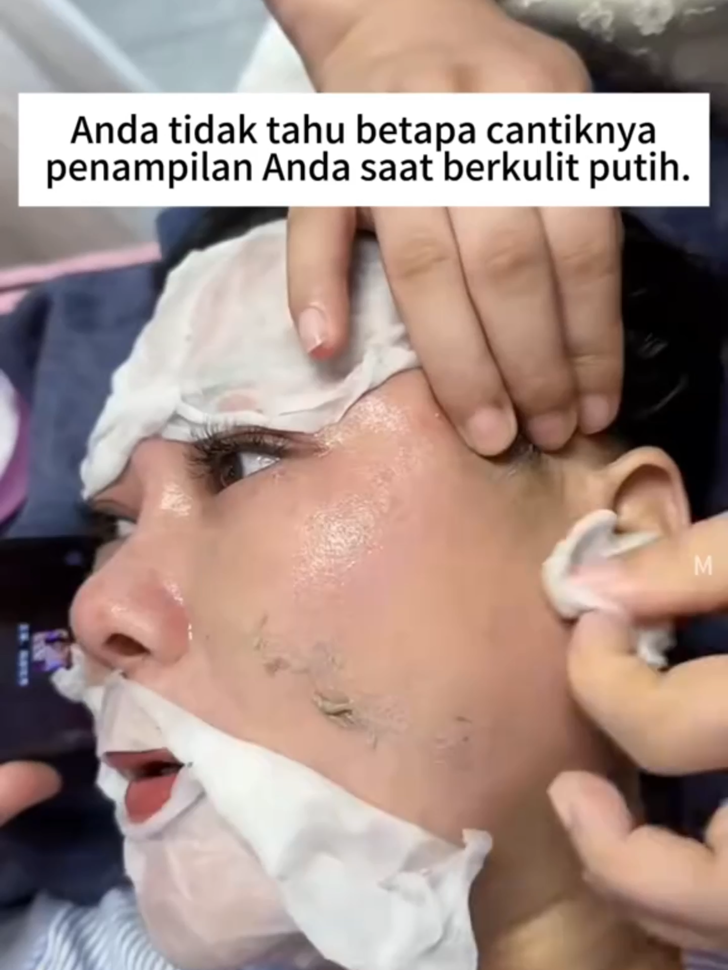 Aku umur 50+ tapi masih glowing cuma modal 14 hari! Nggak nyangka! 😍#Sabunpemutih #bintik #pemutihan #daycream #brighteningcream