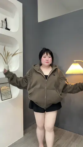 Áo khoác hoodie cho chị em bigsize #linhhnguyenbigsize #Bigsize #thoitrangnu #xuhuong #thoitrang 