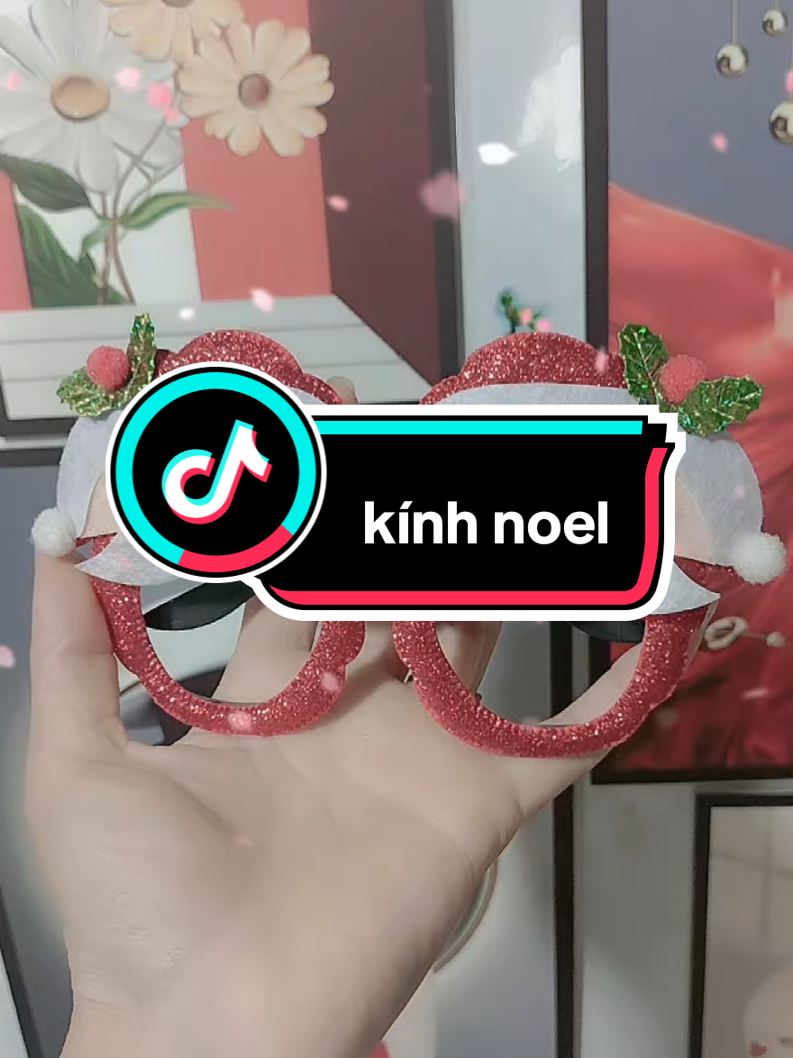 kính noel nhiều mẫu xinh có trong giỏ hàng nhen #kinhnoel  #kinhgiangsinh  #xuhuong 