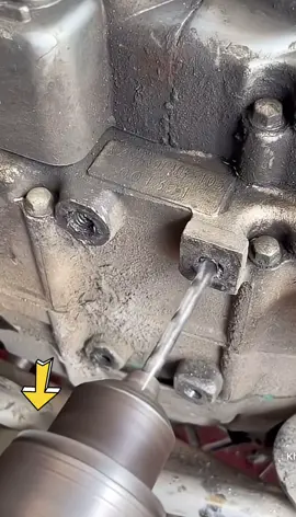 Cách tháo ốc gãy đơn giản nhanh#muinhoocgay#meohay#suaxe#xuhuong#viral  