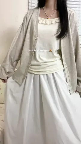 trời này mặc cardigan vừa dịu vừa ấmm @kimeehouse #kimeehouse #cardigan #autumnoutfits #outfitideas #aocardigan 