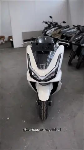 NEW PCX 160 CBS WHITE 2025 OTR : 35.890.000 DP : 3.600.000❌ DP : 2.000.000✔ angsuran : 1.460.000x35 -Syarat KK KTP Asli & foto selfie -Proses by WA atau datang langsung ke diler resmi kita -Melayani Pembelian Cash Kredit dan Tempo -Pembayaran saat barang datang -Harga OTR Kab Pemalang, pekalongan, batang, Brebes, tegal -Melayani seluruh PLAT G -STNK PLAT di antar sampai rumah GRAB IT FAST BROSIST HUB ADMIN : 085879442642 #pcx160cbs2025  #fyp  #dealerhondapemalang #promohonda #pcx160cbswhite