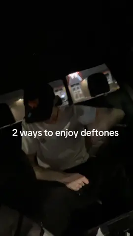 My favorite band #fyp #deftones @🧛RoBeRt🧛 @kobeyhines 