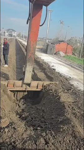 Construction excavators performance #skill #construction 