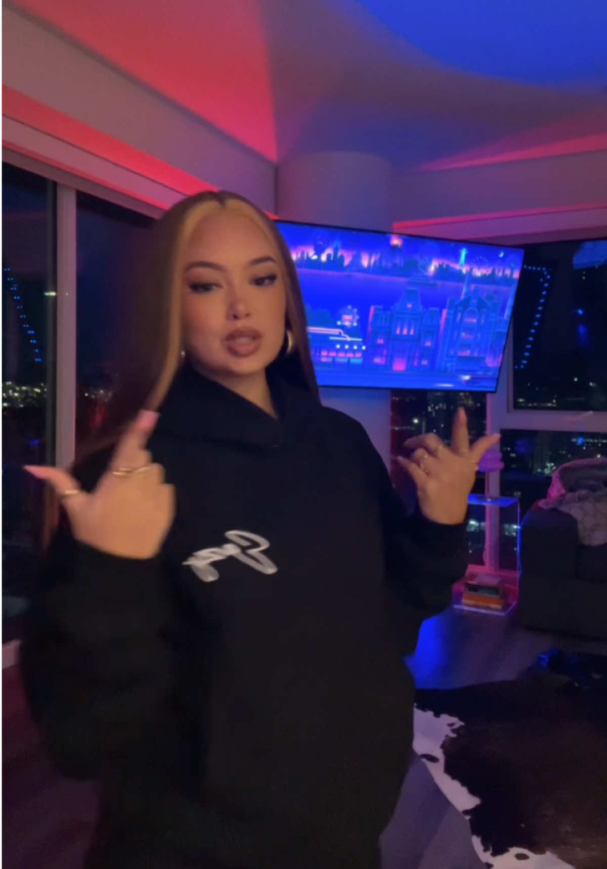 ✨ #OOTD #ootn #eazyla #streetwearbrand #sweatsuit 