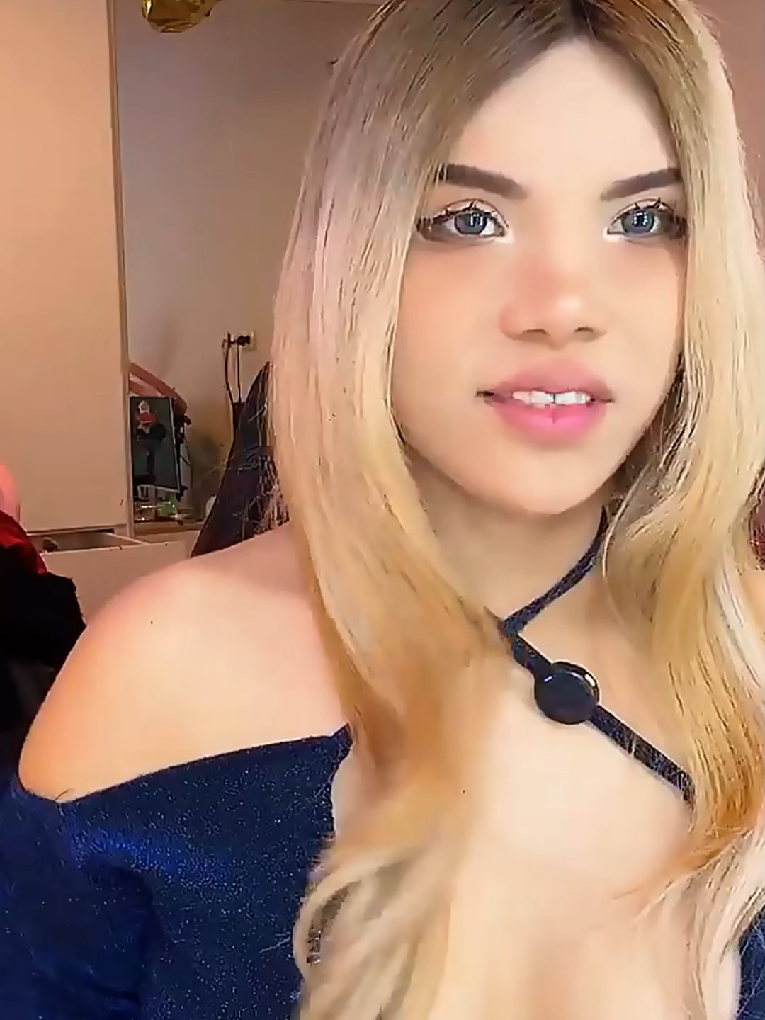 SANDRASKINS ARRUINA SU CABELLO 🤣  #sandraskins #kick #paratiiiiiiiiiiiiiiiiiiiiiiiiiiiiiii #cabello