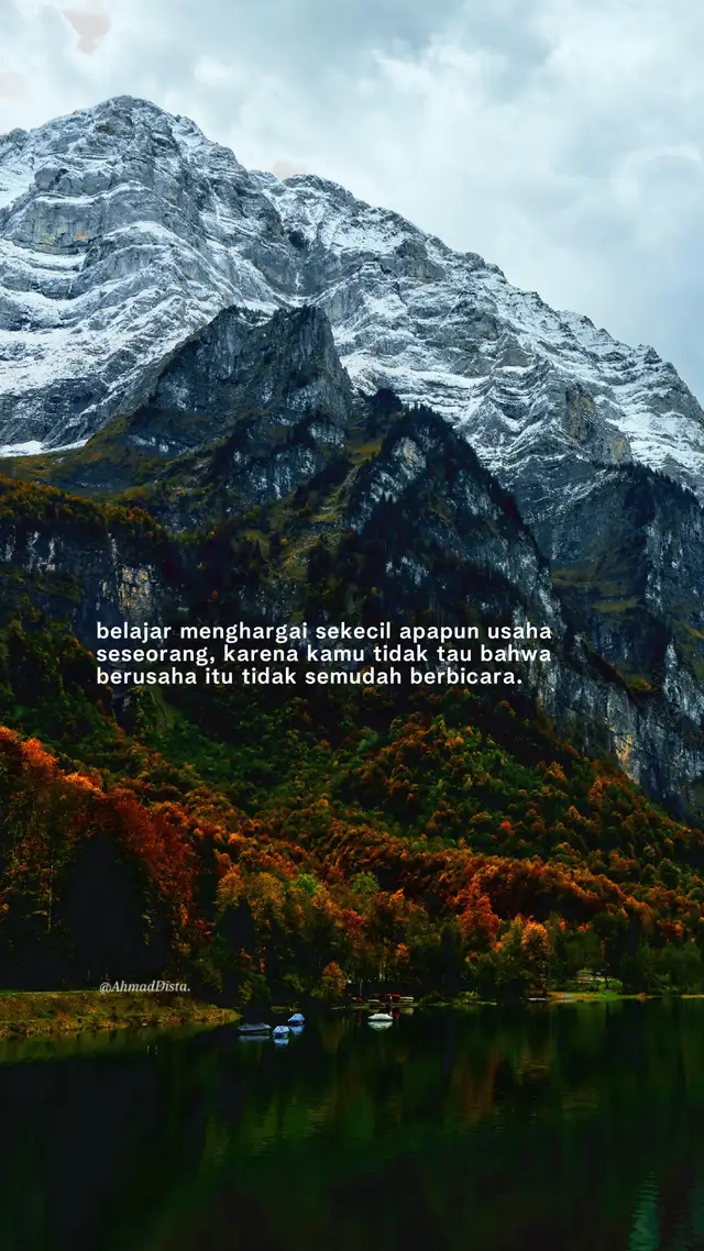 Bahan-bahan📝: 2 tahu putih, potong menjadi 8 bagian. 8 lembar kulit pangsit Ikan tenggiri fillet 200 gram (gr), haluskan. 3 batang daun bawang, cincang halus. 1 sendok teh (sdt) garam. 1/2 sdt merica. 1 sdt gula pasir. 2 butir putih telur. 2 butir telur. 150 mili liter (ml) air dingin. 100 gr tepung sagu. 20 gr tepung terigu. Cara membuat🥢: 1.Siapkan wadah bersih untuk menguleni adonan batagor, 2.Campurkan ikan tenggiri yang sudah dihaluskan dengan daun bawang, garam, dan gula pasir. Campur dengan menggunakan tangan atau spatula hingga tercampur rata, 3.Masukkan putih telur kemudian aduk, 4.Tuang sedikit demi sedikit air dingin sembari terus menguleni adonan, 5.Masukkan tepung sagu sedikit demi sedikit sembari terus diaduk, kemudian masukkan tepung sagu. Aduk adonan hingga rata, 6.Kukus tahu terlebih dahulu, 7.Iris bagian tengah tahu atau kosongkan bagian tengah tahu agar bisa diisi dengan adonan, 8.Masukkan adonan ke dalam tahu juga taruh adonan di tengah kulit pangsit. Tutup kulit pangsit. Sisihkan. 9.Selanjutnya, kocok 2 butir telur dan beri sedikit garam, 10.Siapkan tahu dan kulit pangsit yang sudah diberi adonan kemudian, masukkan ke dalam telur, 11.Siapkan penggorengan. Goreng batagor dalam minyak panas dengan nyala api sedang, 12.Goreng batagor hingga berwarna coklat keemasan atau matang, 13.Sajikan batagor dengan saus kacang, kecap, sambal, dan air perasan jeruk nipis. #katakata #4u #storytime #fypppppppppppppppppppppppp #xzyabc 