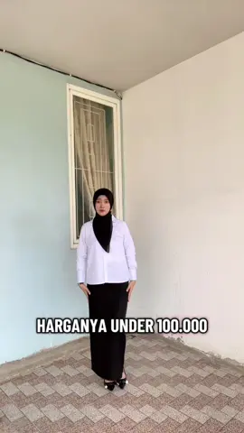 Budget hemat, kualitas nikmat. Rok span rempel belakang, nyaman dipakai, bebas bergerak.💕