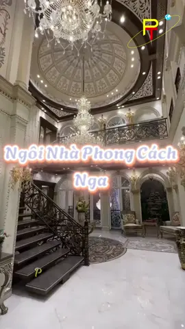 ĐÂY KHÔNG CHỈ LÀ NHÀ – ĐÂY LÀ TÁC PHẨM KIẾN TRÚC NGA! Ngôi nhà phong cách Nga mang vẻ đẹp độc bản: cổ điển trầm ấm hòa quyện cùng luxury hiện đại, tạo nên không gian vừa quyền quý, vừa ấm áp đúng tinh thần xứ Bạch Dương. Những mảng tường trắng kem – xám lạnh, phào chỉ tinh tế và những ô cửa rộng lấy sáng tự nhiên tái hiện chất kiến trúc Nga đặc trưng: vững chãi, sang trọng nhưng đầy chất thơ. Bên trong là thế giới của gỗ tự nhiên, ánh vàng ấm và các chi tiết kim loại thanh mảnh — mang lại cảm giác ấm áp giữa mùa đông, sang trọng giữa mùa hè. 🌿 Sự hòa quyện cổ – kim là linh hồn của ngôi nhà Không gian vừa có nét hoài cổ của Nga truyền thống, vừa mang tính tiện nghi của phong cách luxury hiện đại. Mỗi góc nhà đều như một “bản hòa tấu” của ánh sáng, vật liệu và cảm xúc. 👉 PT Kiến Trúc Việt Nam – nơi mang tinh hoa kiến trúc châu Âu vào từng chi tiết, kiến tạo những ngôi nhà Nga đầy bản sắc, bền vững và giàu cảm xúc. 👇 Xem thêm mẫu nhà & bản vẽ tại phần bình luận. ☎️ Hotline: 0975.338.358 / 0242.216.66.33#ptkientrucvietnam #xuhiongtiktok #viral #fyp #nhadep 