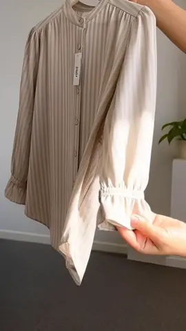 #kemejablouse #blousekemeja #blousecantik #blousewanita #blousemurah 