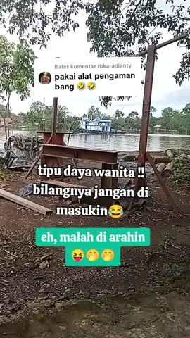 Membalas @rbkaradianty dunia tipu