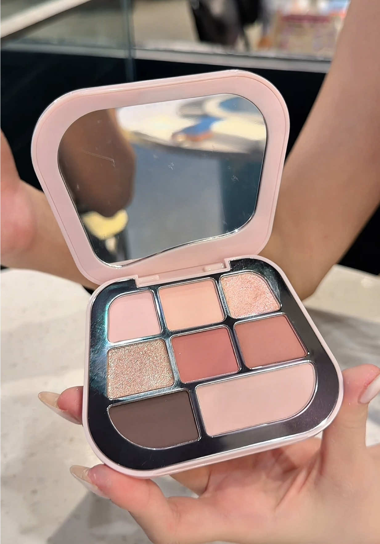 Bảng phấn mắt Focallure 8 ô màu lì và nhũ #focallure #bangphanmat 