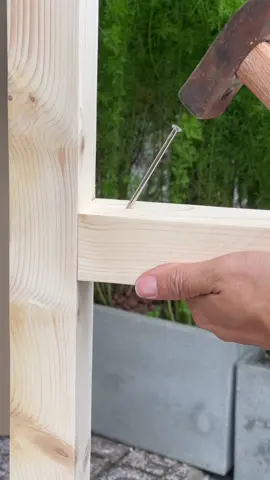 An extremely simple but very useful woodworking tip for joining wood. #DIY 
