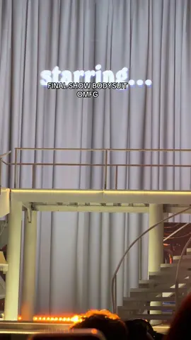 the end 😭😭😭 #sabrinacarpenter #shortnsweettour #shortnsweet 