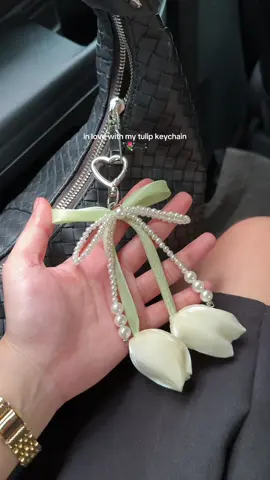 tulip keychain 𓍢ִ໋🌷͙֒𓂃 ࣪˖ #tulipkeychain #keychain #bagcharm 