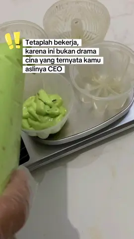 Bolu Kukus Pandan Wangi in the making 😍😍  Info Pemesanan  WA : 085735581571 #bolukukus #bolukukuskejulumer #bolukukuskediri #bolukukusketanhitam #bolukukusketanhitamkediri 