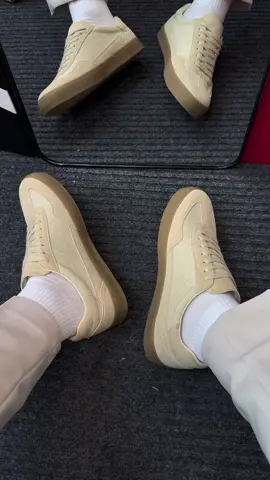 Đơn giản dễ lên đồ cho mấy anh đây nha #giaysneaker #giayvaicanvas #giaynam #giaynu #leosneaker47 