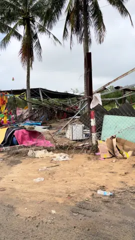 #mientrungquetoi #mientrungmualulut #mientrungcolen #lũ lịch sử 2025 quê em 78 Phú Yên quá buồn😞