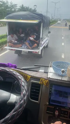 Phú yên quê em ăn vội rồi tiếp dân khổ#lụtmiềntrung #phuyen #mienrung