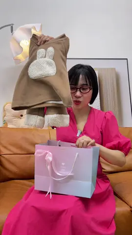 Sét điệu cho bé gái xinh xỉu #setbegai #dothudong #setxinhchobe #thoitrangtreem #shopmemoon 