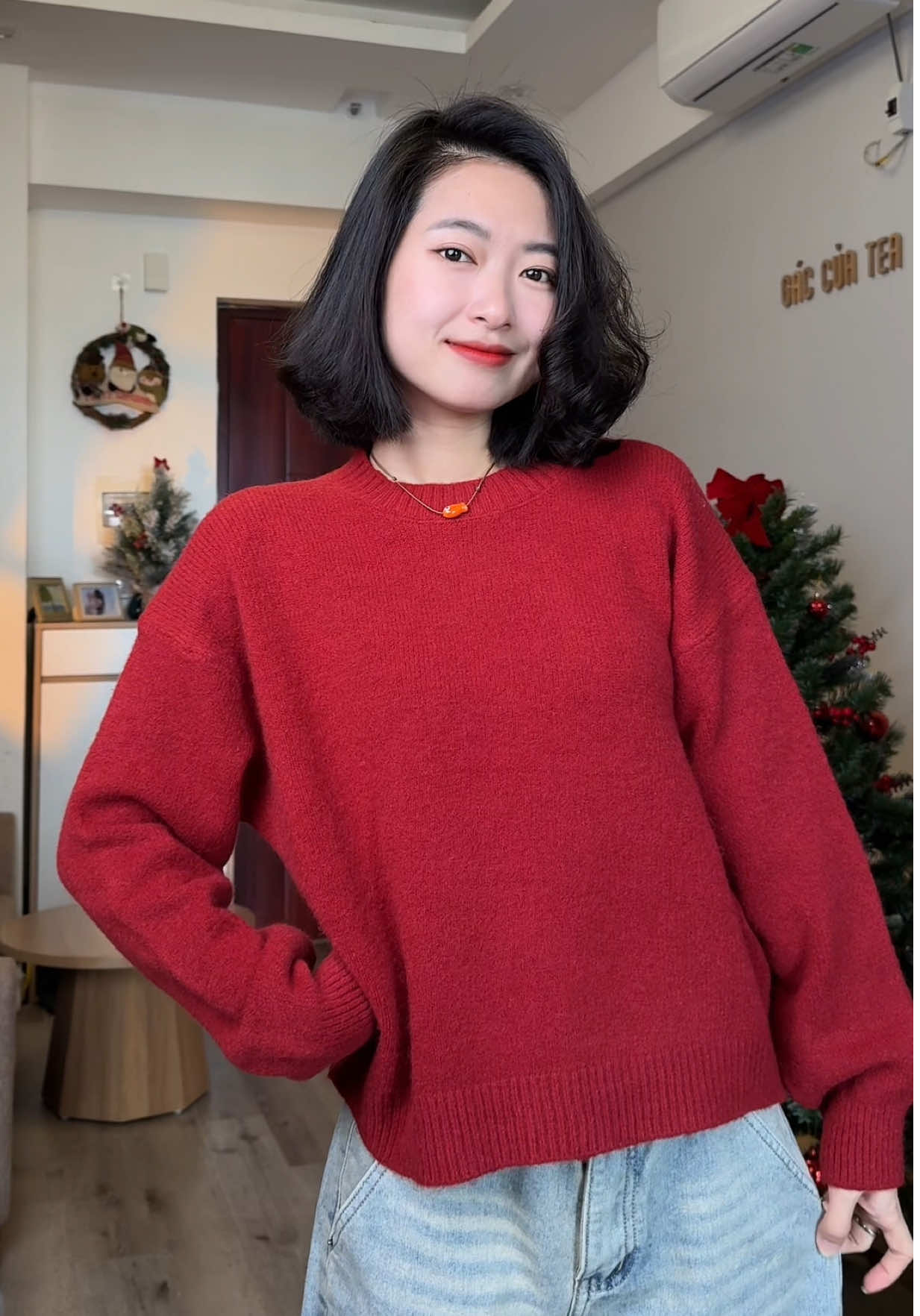 Tớ bị mê cái áo len này các cậu ơi, xong rồi xem lại video mới để ý cái màu đỏ mặc lên nó bật tông da luôn ấy #aolentron #aolennu #aolengiangsinh #aolendo #traphamm56 