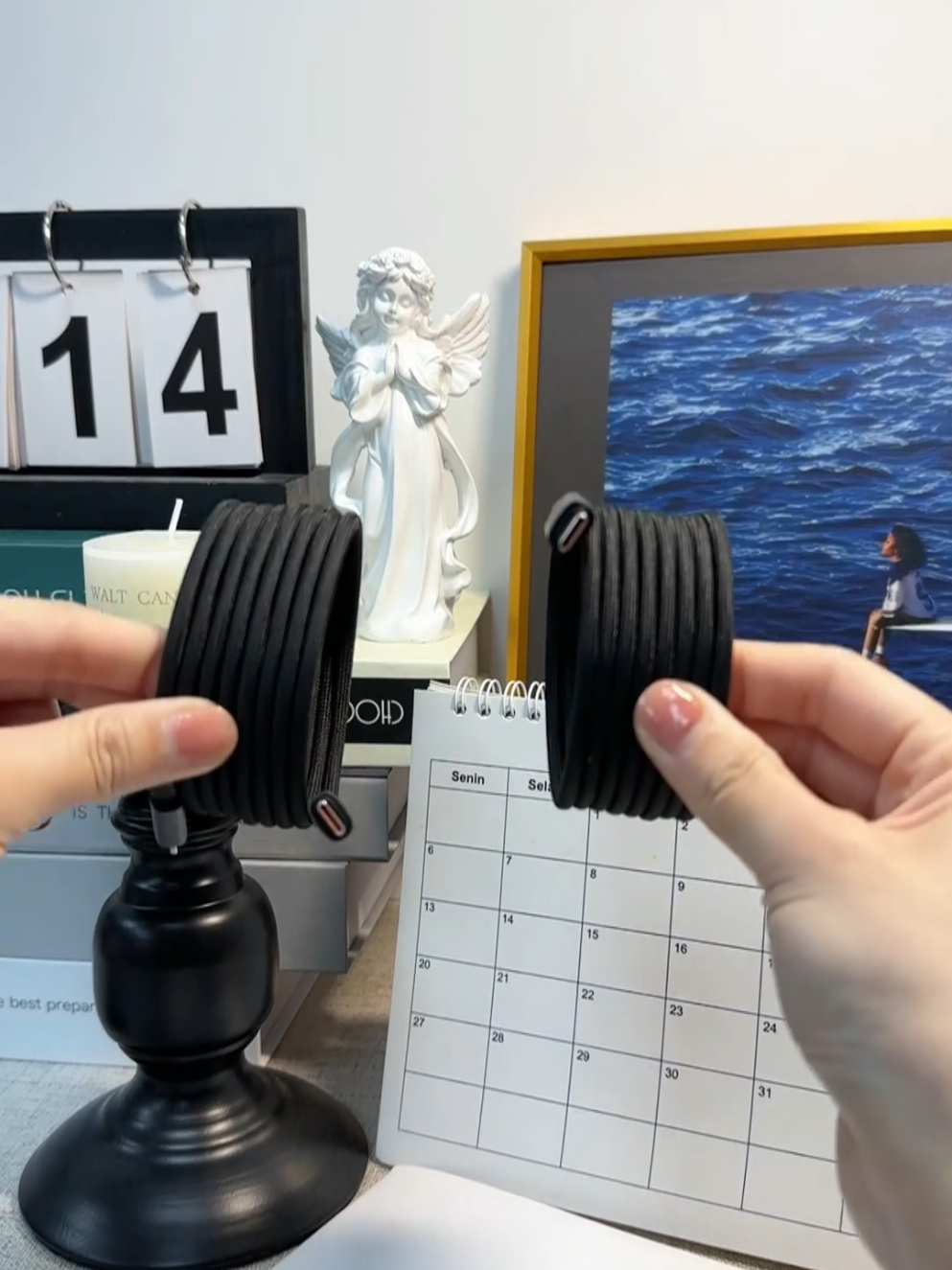 Sederhanakan hidup Anda ➖Satu kabel magnetik, semua perangkat terhubungMenghemat waktu dan tenaga – brilian! 💡