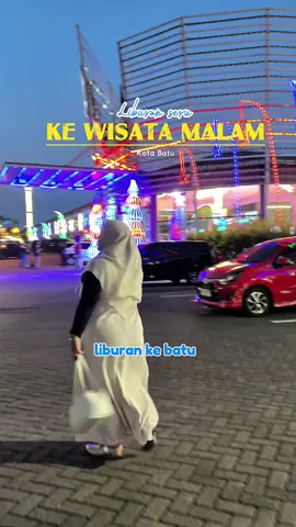 Kalo ke batu jangan lupa main ke batu Night spectacullar dan nginepnya di SANS ARYA Hotels batu. Bookingnya lewat aplikasi RedDoorz pake kode promo YUKNGINEP #redtravelers #berkesans #reddoorz #reddoorzid @RedDoorz Indonesia 