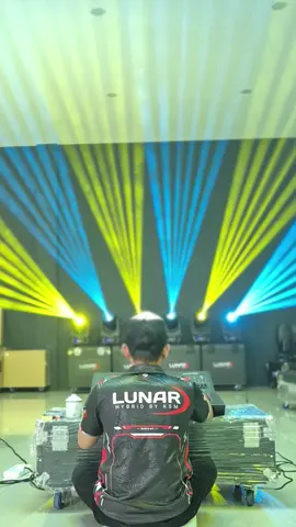 kita expresikan dengan LUNAR agar berwarna hidup kita  . . @LUNAR HYBRID BY KSM  @lunargank  #lunarhybridbyksm #lunar_gank #malang #2k25 #fypシ 