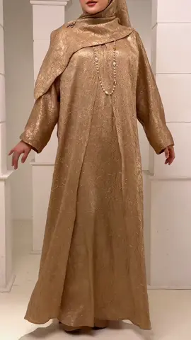 Abaya cardigan ni memang lain aura… Material sutera lembut yang jatuh cantik 🥰 Ringan, flowy, dan nampak sangat eksklusif bila disarung🤩 Nak jubah harga mampu milik? Jangan lupa join live Mewah #fyp #mewahexclusive #tiktokshop #jubah #muslimfashion 