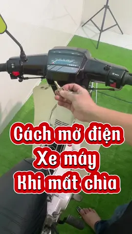 cách mở điện xe khẩn cấp khi mất chìa 