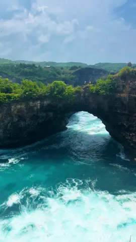 Beautiful Honey 🏝️🌊🦕 #baliindonesia #kelingkingbeach 
