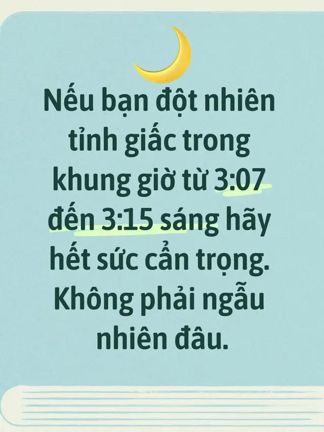 Nhiều người từng kể: 	•	đang ngủ say bỗng mở mắt, 	•	nhìn đồng hồ: 3:07, 	•	và đúng lúc đó… chó mèo trong nhà kêu inh ỏi. Trùng hợp? Hay còn điều gì khác? 👻 Góc nhìn tâm linh – điều mà ai nghe cũng lạnh sống lưng Theo quan niệm lâu đời: 3–4 giờ sáng là lúc “cửa năng lượng mở”. Một số nền văn hoá tin rằng đây là thời điểm thế giới vô hình hoạt động mạnh nhất. Đặc biệt là mốc 3:07 – được xem là giây phút “lực bảo hộ suy yếu”. Người ta tin rằng, nếu bạn đột nhiên bị đánh thức vào giờ này, cơ thể bạn đang nhạy cảm hơn bình thường… và có thể “cảm nhận” những điều mà ban ngày bạn không cảm nhận được. Nhưng đây chỉ là quan niệm – không phải khoa học. Và chính sự mơ hồ này khiến chủ đề này luôn gây tranh cãi suốt nhiều năm. 🧠 Góc nhìn khoa học – lý do thật sự khiến bạn tỉnh dậy Khoa học lại đưa ra một lời giải thích thú vị: 3:00 – 5:00 sáng là lúc phổi hoạt động mạnh nhất. Ai thường tỉnh vào giờ này có thể đang gặp: 	•	stress nặng, 	•	lo âu kéo dài, 	•	cảm xúc dồn nén, 	•	mất cân bằng nội tiết, 	•	ngủ nông, dễ giật mình. Khi bạn bật dậy đột ngột, não chưa hoàn toàn tỉnh → bạn sẽ nhìn mờ, nghe quá nhạy, dễ liên tưởng tới “điều gì đó”. Đây gọi là quán tính giấc ngủ, khiến bạn lẫn lộn giữa mơ và thật. 🌙 Vậy tại sao việc tỉnh vào 3:07 lại khiến nhiều người hoảng loạn? Vì đó là thời điểm: 	•	cơ thể yếu nhất, 	•	tinh thần nhạy nhất, 	•	não xử lý chậm nhất. Mọi tiếng động nhỏ cũng trở nên đáng sợ. Cảm giác lạnh gáy, bóng đổ dài, tiếng chó sủa xa xa… tất cả khiến bạn tin rằng có “thứ gì đó” trong phòng. Nhưng thực ra, đó là cơ thể bạn đang gửi tín hiệu. ✔️ Bạn cần làm gì nếu tỉnh đúng 3:07 – 3:15? 	•	Đừng bật dậy vội → ngồi dậy từ từ 	•	Hít sâu 5–10 nhịp để ổn định nhịp tim 	•	Uống vài ngụm nước ấm nếu khát 	•	Tuyệt đối không nhìn điện thoại ngay 	•	Nếu tình trạng kéo dài → nên kiểm tra giấc ngủ & căng thẳng “Bạn tin rằng tỉnh lúc 3:07 là do tâm linh… hay là tín hiệu cơ thể đang quá tải? Tôi tò mò ý kiến của bạn. Hãy để lại bình luận, đây là chủ đề gây tranh cãi nhất mà nhiều người không dám nói ra!” #bian #huyenbi #suthat #bikipsuckhoe #canhbaosuckhoe 