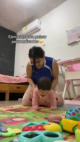 Si no me muevo no me ve 😭😭😭😭 #fyp #mamaprimeriza 