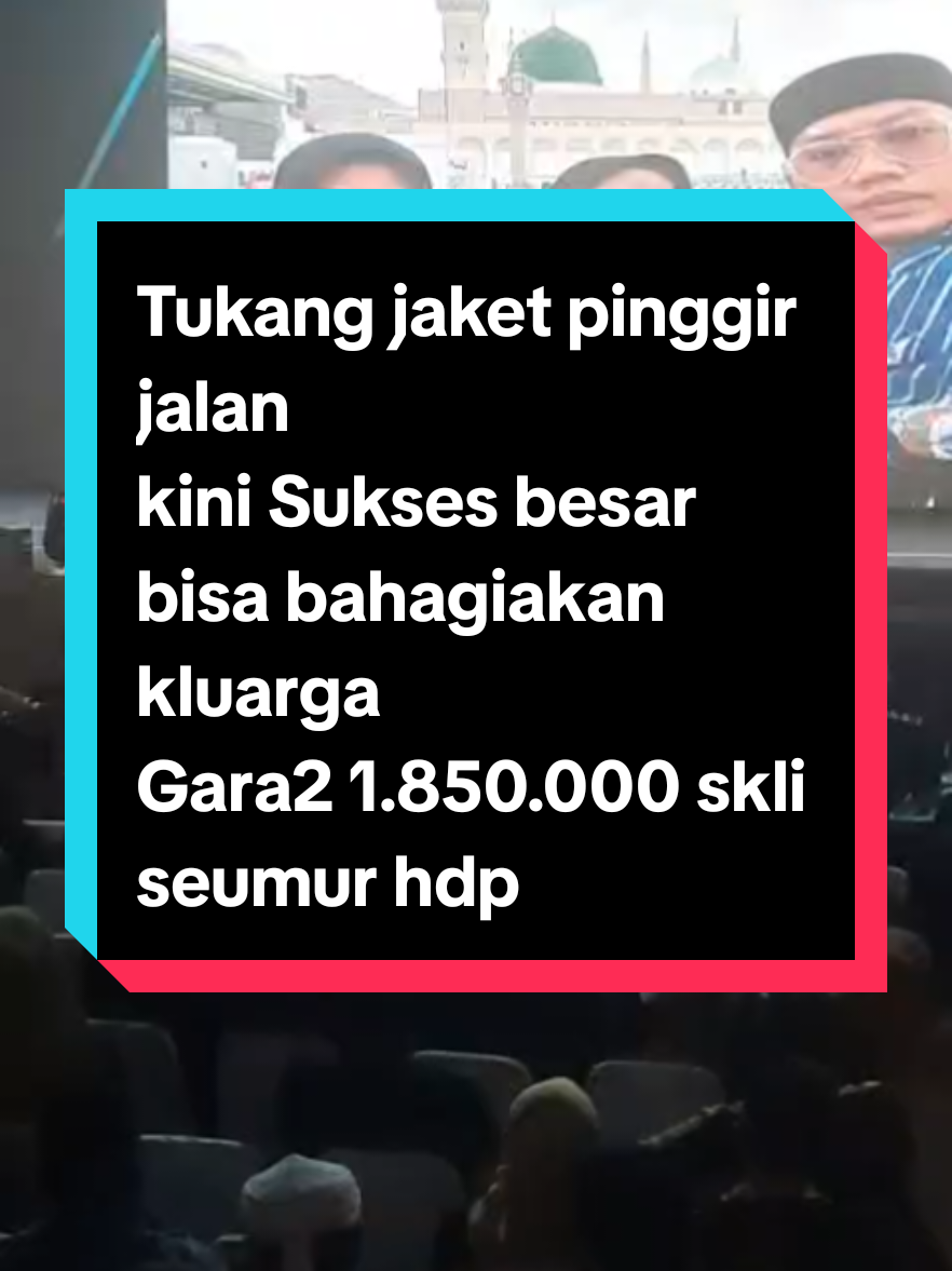 Seorang penjual JAKET dipinggir jln sebelumnya,ikut bisnis saya bisa membahagiakan orangtua dan kluarga #masyaallahtabarakkallah  #tukangjaketpinggirjalan #ITBsabugabandung  #solusilunashutang  #kerjateam  #usahasampingan 