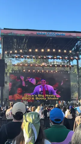 Zack Fox’s intro at CFG 2025 💀🔥 #fyp #zackfox #cfg #campfloggnaw2025 #campfloggnaw 