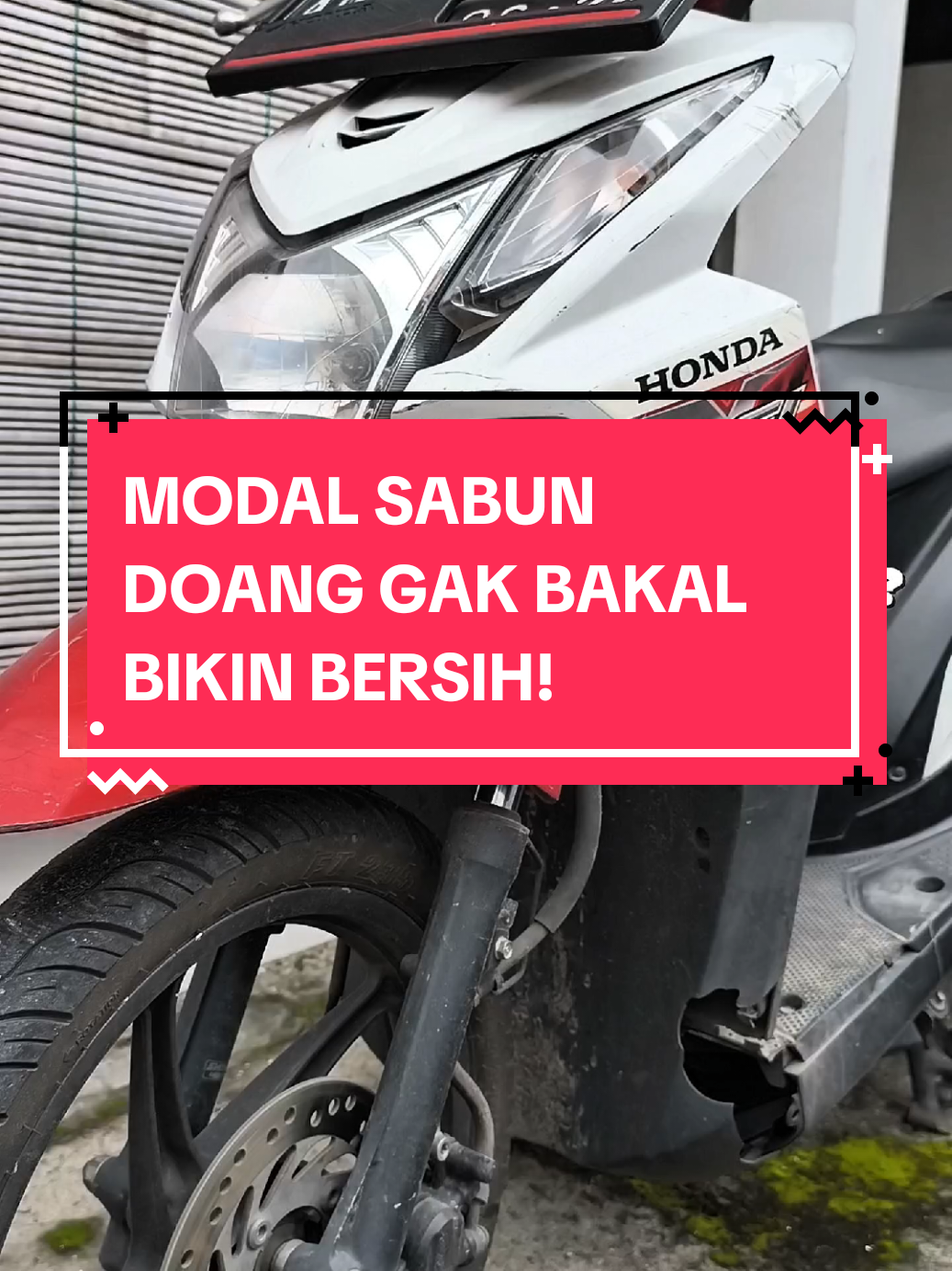 gak bakal bikin bersih, coba pake ini dehh #perawatanmobil #pengkilapmobil #solusiautocare #viral #fyp 