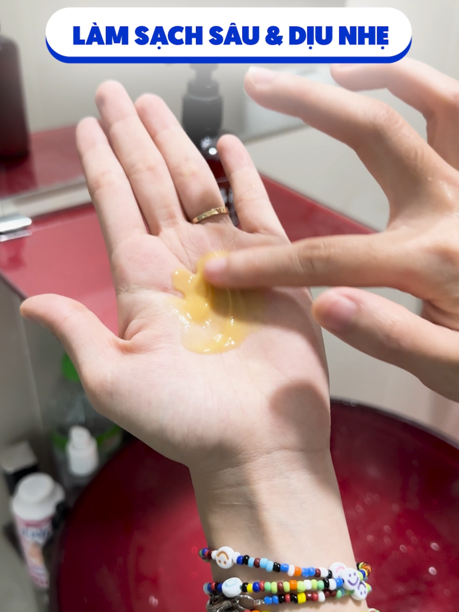 Dầu gội sạch gàu thế hệ mới. Được rất nhiều khách hàng tin dùng #blackfriday #BFD #Daugoitrigau #icarepharma #khuyenmai #Xuhuong2025 #Xuhuong #canhbao #Thu6extra #saleluongve #thuhaifreeship #Antisol #Salecuoithang #Salegiuathang #Salengaydoi #iCareBrandFanDay