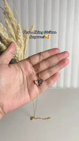 Langsung co sekarang di keranjang kuning #zfyjewelry #rekomendasikalung #kalungantikarat #kalungaesthetic 