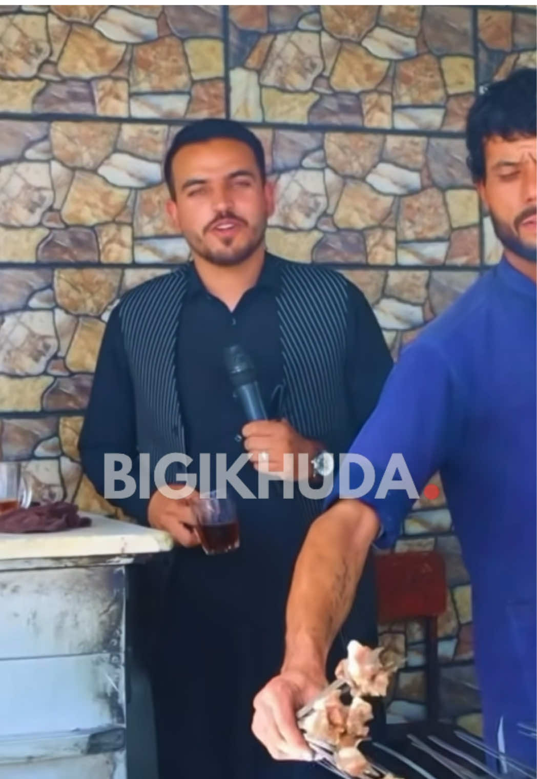 ای تو چی میگی او جوان 😂 #بیگی_خوده  #bigikhuda  