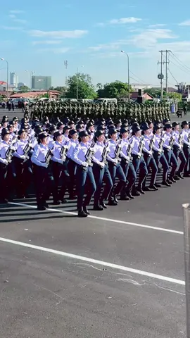 ຢ່າງເທ່👮🏻 @ຊານົມໄຂ່ມຸກ ເລີບເວີ🧋 #ຝ້າຍຮັບງານຟ້ອນງານບວງສວງຕ່າງໆ #ສິລະປະດອກຝ້າຍ @louis Available 😍 #ຝ້າຍຄູສອນຟ້ອນ #faiyvisouda 